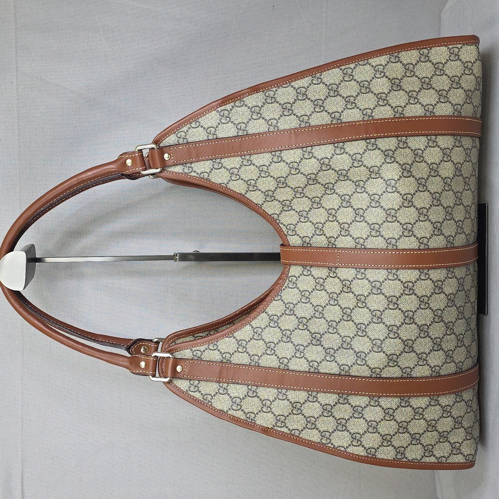 GUCCI GG Supreme Joy Shoulder Bag - Picture 5 of 16